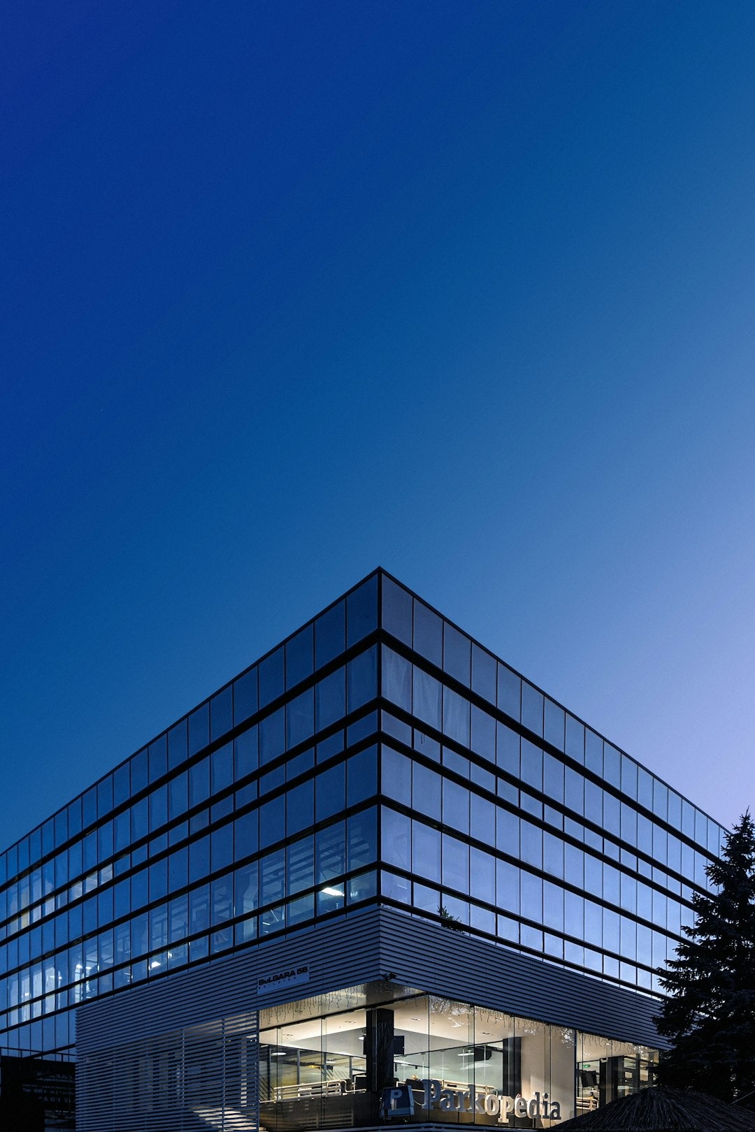 Bureaux et bâtiments tertiaires conçus par un BET études thermiques et énergétiques, Qualité des environnements intérieurs